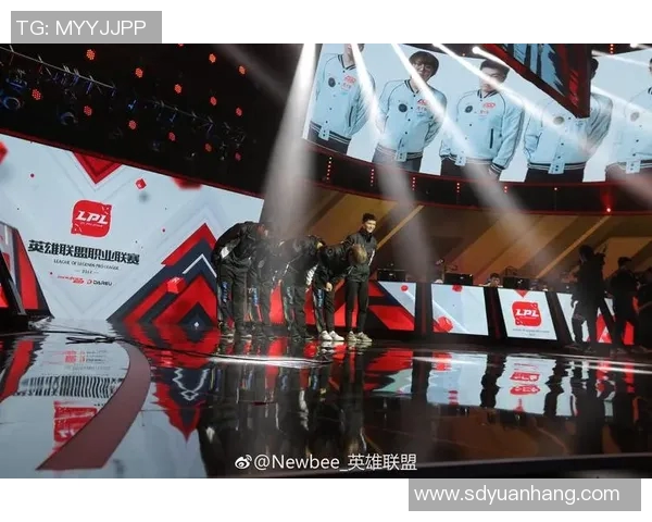 电竞新闻全球总决赛特别报道揭示FPX战队从默默无闻到巅峰荣耀的成长历程